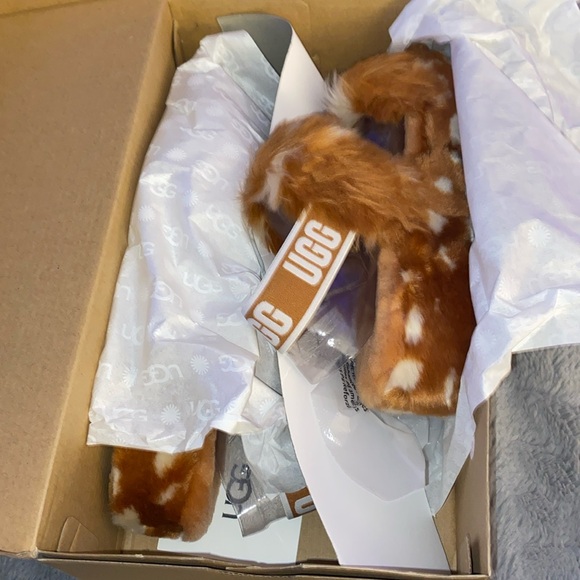 NIB UGG oh yeah “limited edition spots” natural - Picture 8 of 14